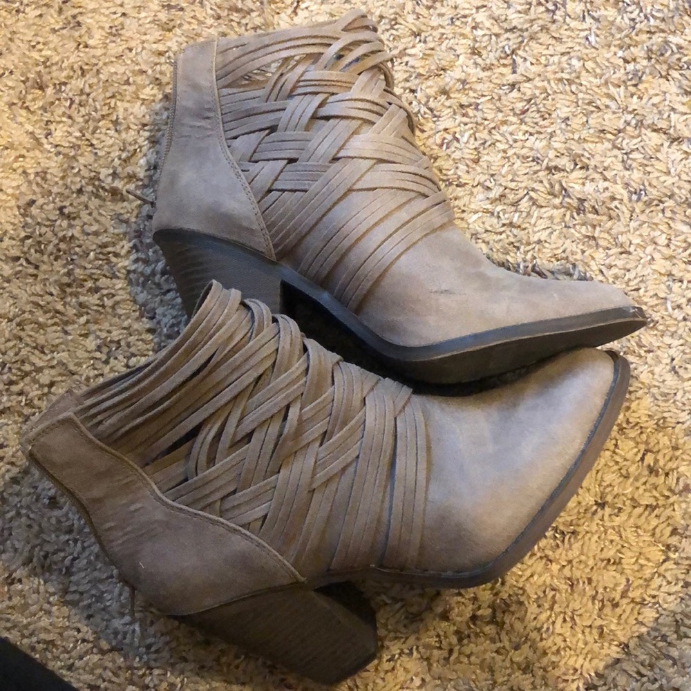Fergalicious Heel booties